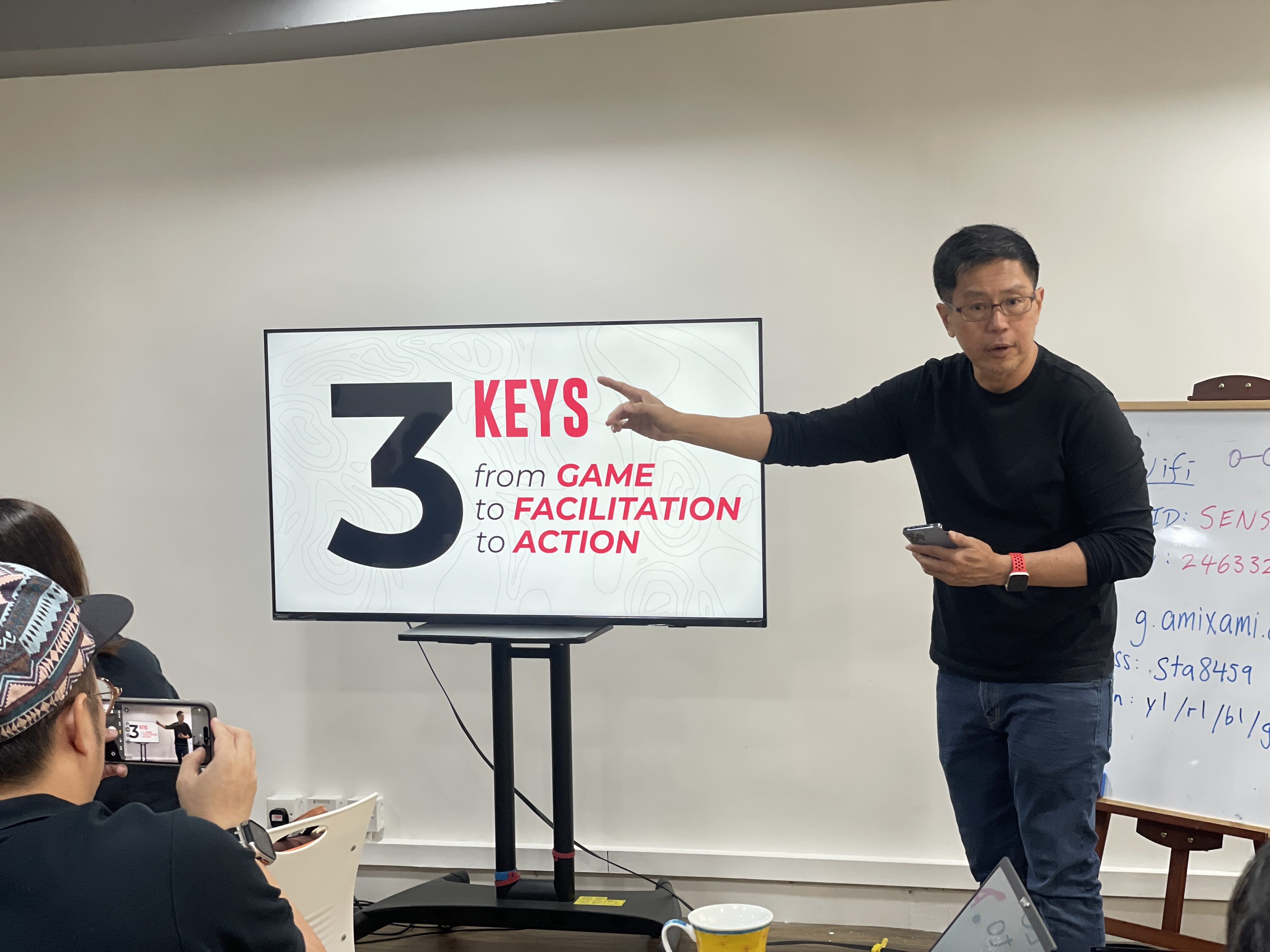Article about quick team building games online